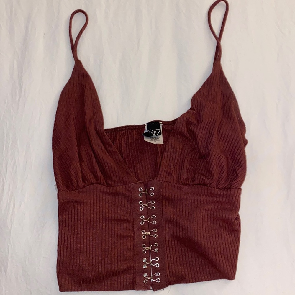 Windsor cropped burgundy tank top